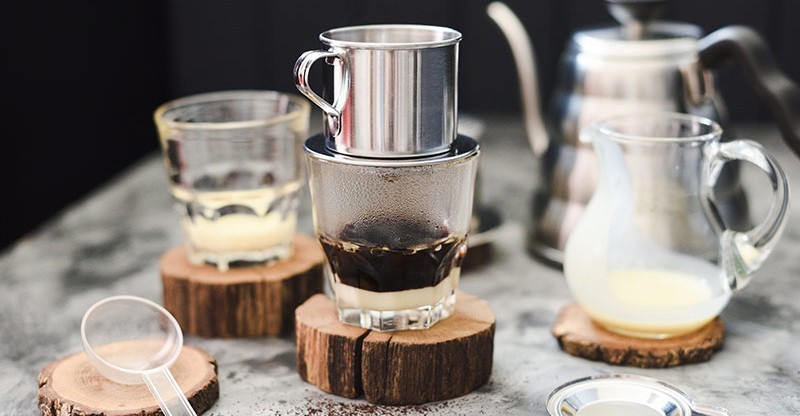 Cách Pha Cà Phê Phin Ngon: Nghệ Thuật Từ Những Giọt Cà Phê Chậm Rãi